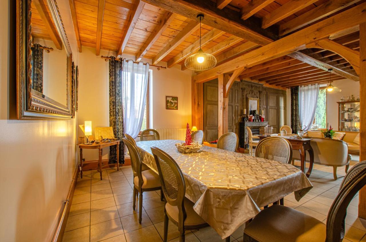 La Chambre D'amis LA COSTIGNIERES Montgueux Exterior foto