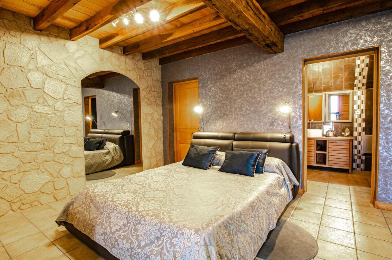 La Chambre D'amis LA COSTIGNIERES Montgueux Exterior foto
